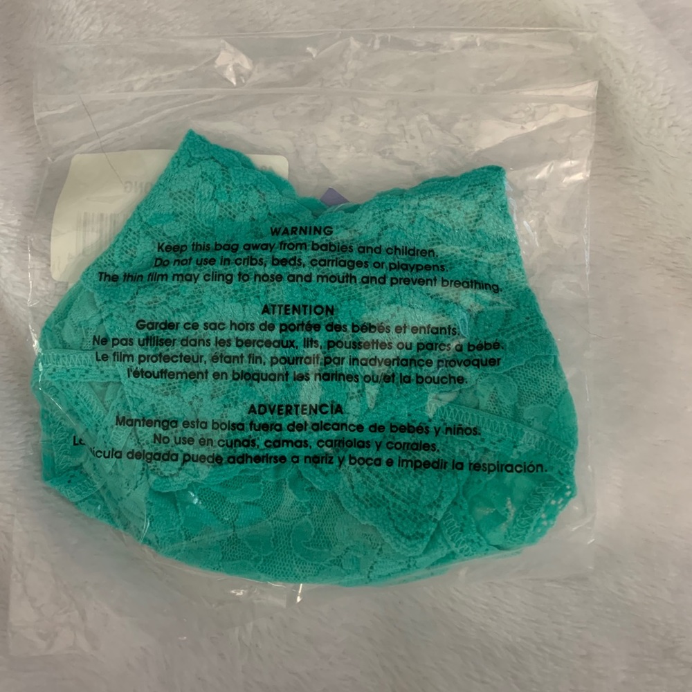 Hanky Panky Thong NWT